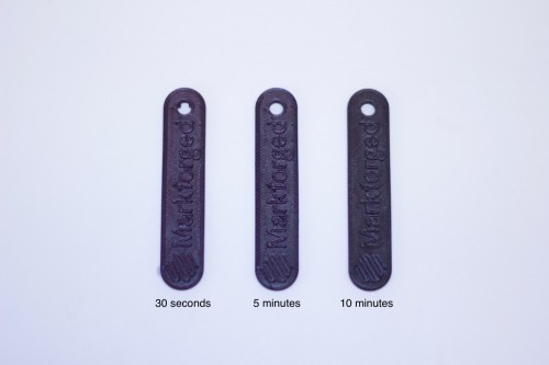 Onyx is already matte black and looks professional, so it doesn't really need to be dyed.