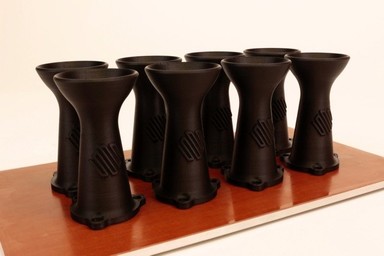 The new Markforged material Onyx combines the tough engineering nylon with the rigidity of carbon fiber to make a great 3D printing material.