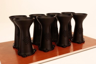 The new Markforged material Onyx combines the tough engineering nylon with the rigidity of carbon fiber to make a great 3D printing material.