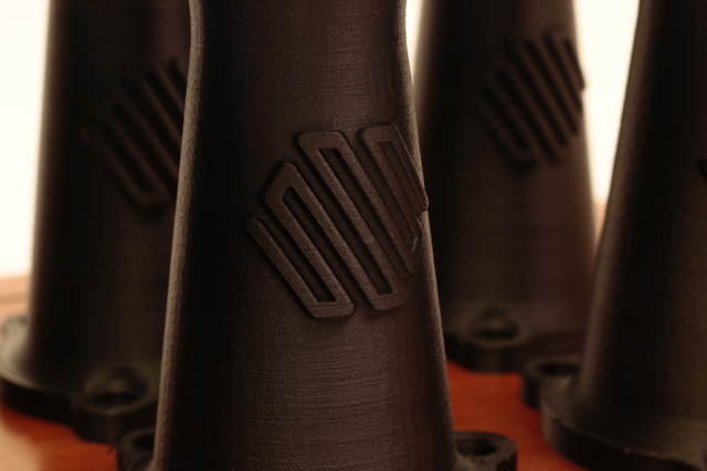 A close-up look at the surface finish of Onyx.